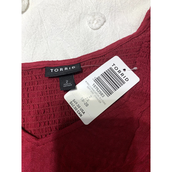 Torrid Women Size 2 Long Sleeve Pink Peasant Blouse Smocked Shoulder Crinkle NWT - Picture 6 of 8